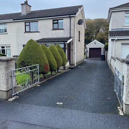 Private Room In Causeway Coast And Glens Ballycastle Exteriör bild